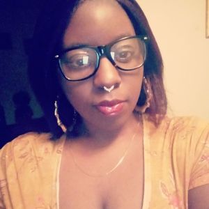 Meet your Posher, Shana